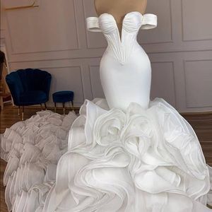 Meet your Posher, Lakeima